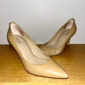 Michael Kors Pointed Toe Kitten Heels Sz 7.5